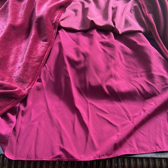 Gianni Bini Mariah 3/4 Sleeve Plunging V-Neck Velvet A-Line Dress. - Picture 11 of 14